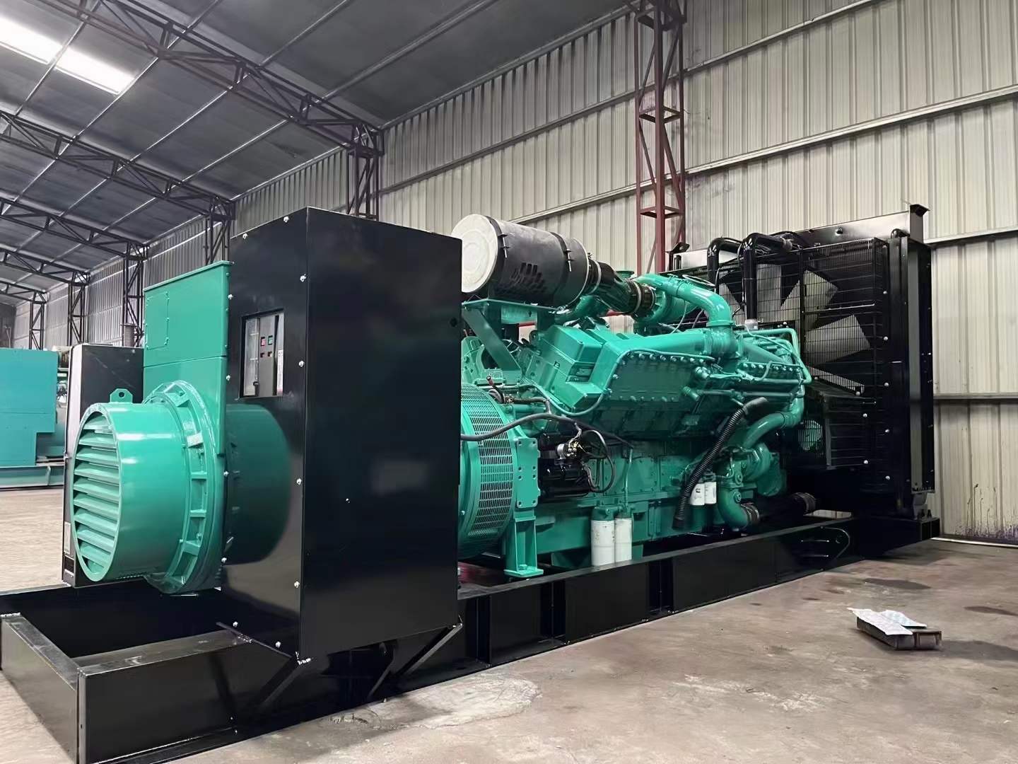 枣阳如何降低 800kW 柴油发电机输出电流的波动？