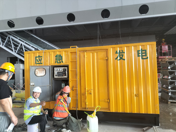 枣阳怎样判断空气滤清器是否需要更换？