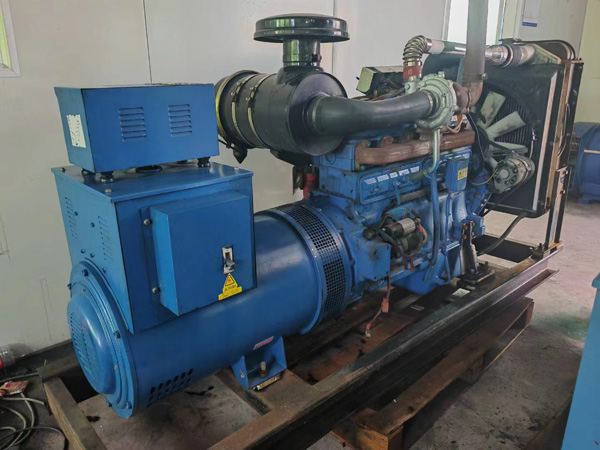 枣阳100kW柴油发电机组使用多级机油有哪些优缺点？